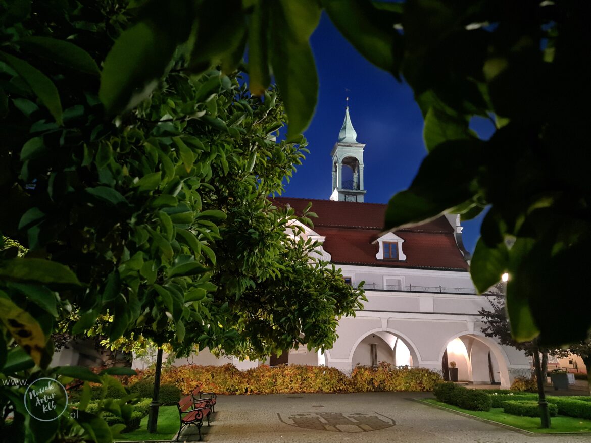 Wokół Ratusza- krótka październikowa sesja