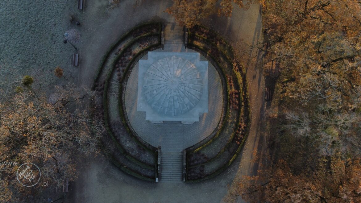 Film: Glorieta w jesiennej szacie